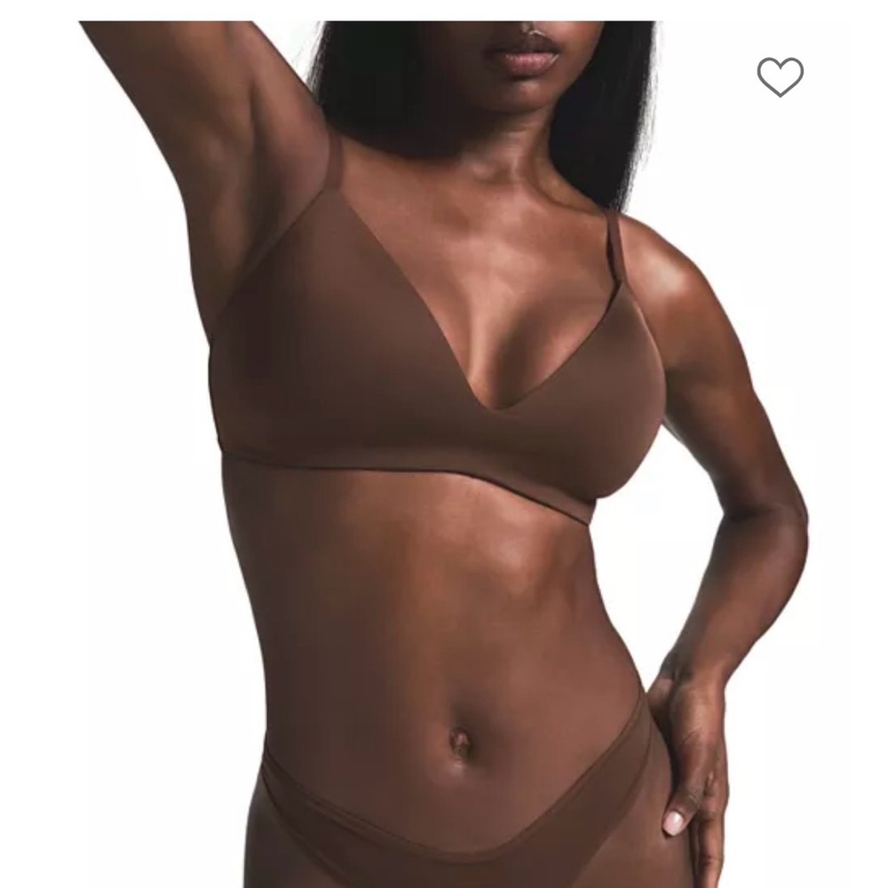 NWOT SKIMS bra